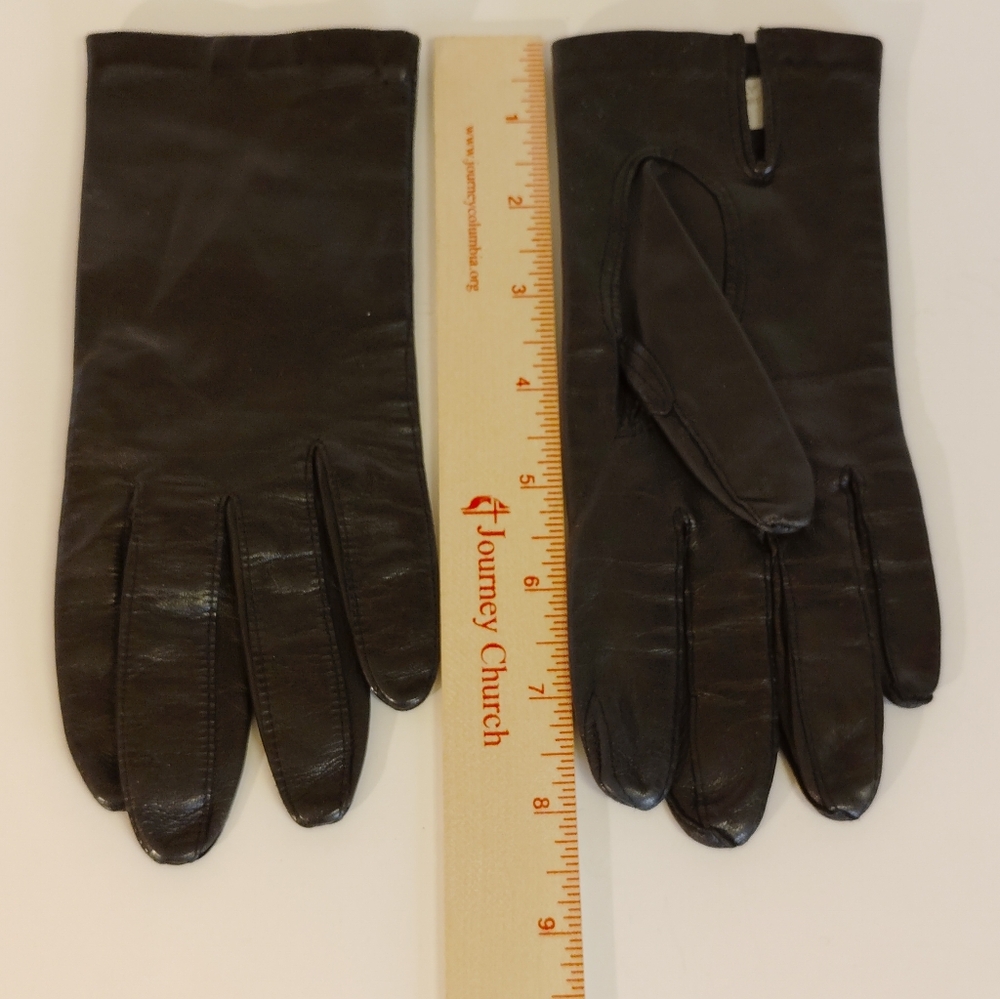 2 Pairs**Elegant Brown and Black Women's Gloves - Picture 9 of 11